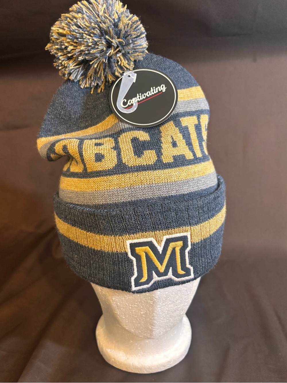 Montana State Bobcats MSU Pom Beanie NWT Captivating Navy Gold NCAA
